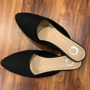 Journee Collection Footwear- Aniee, black, size 7